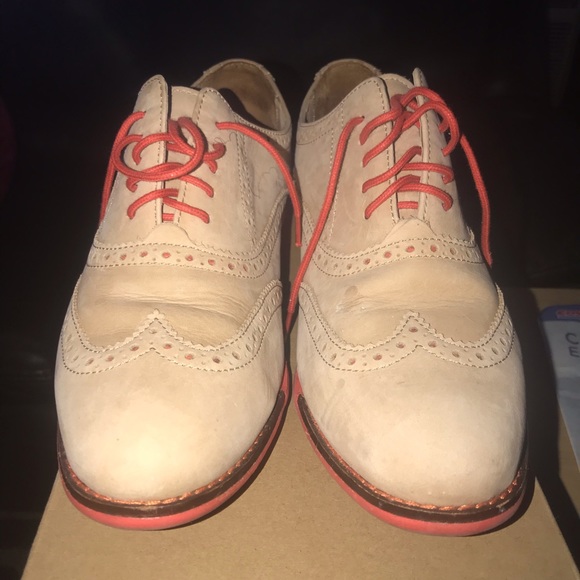 Cole Haan. - Picture 2 of 6